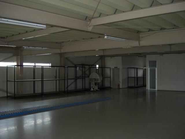 栃木市城内町　倉庫のロビー