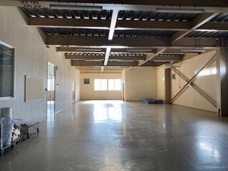 栃木市城内町　倉庫のロビー