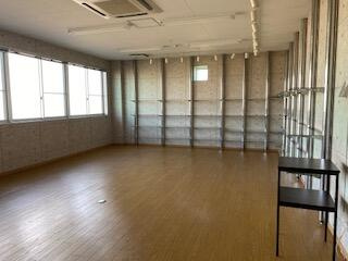 栃木市城内町　倉庫の居間・リビング