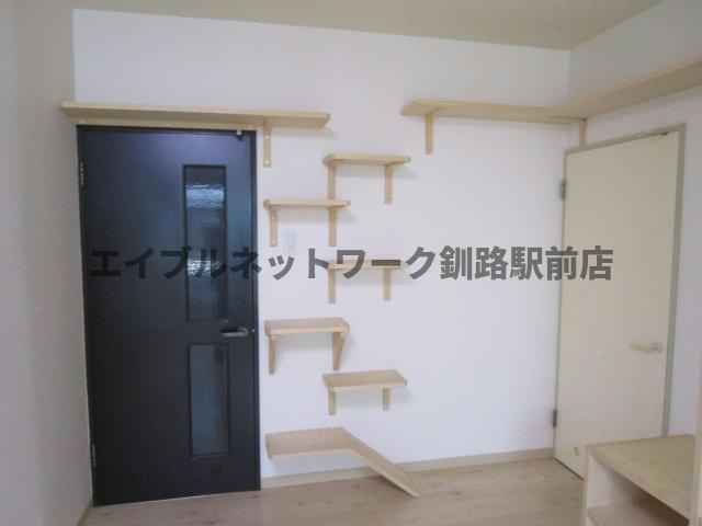 栄ハイツの居間・リビング