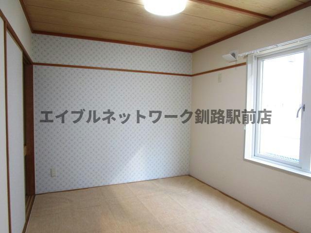 栄ハイツの居間・リビング