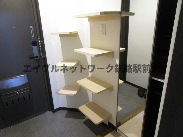 栄ハイツの収納