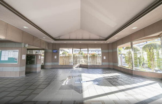 【エントランス】 | エンゼルハイムパークステージ壱番館　3階