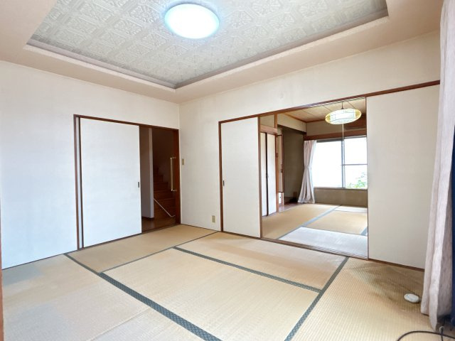 錦見8丁目売家の和室