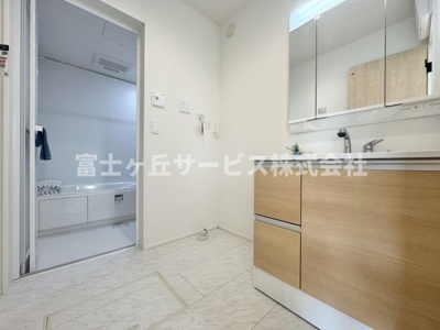 【脱衣所】 | 藤枝市下藪田 新築一戸建て 1号棟 | 脱衣場です