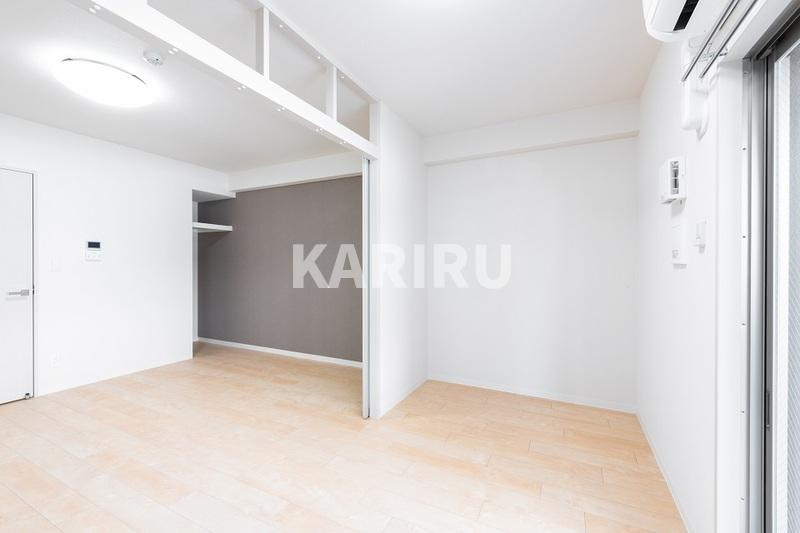 ヴィラ・セレーノ玉造本町の居間・リビング