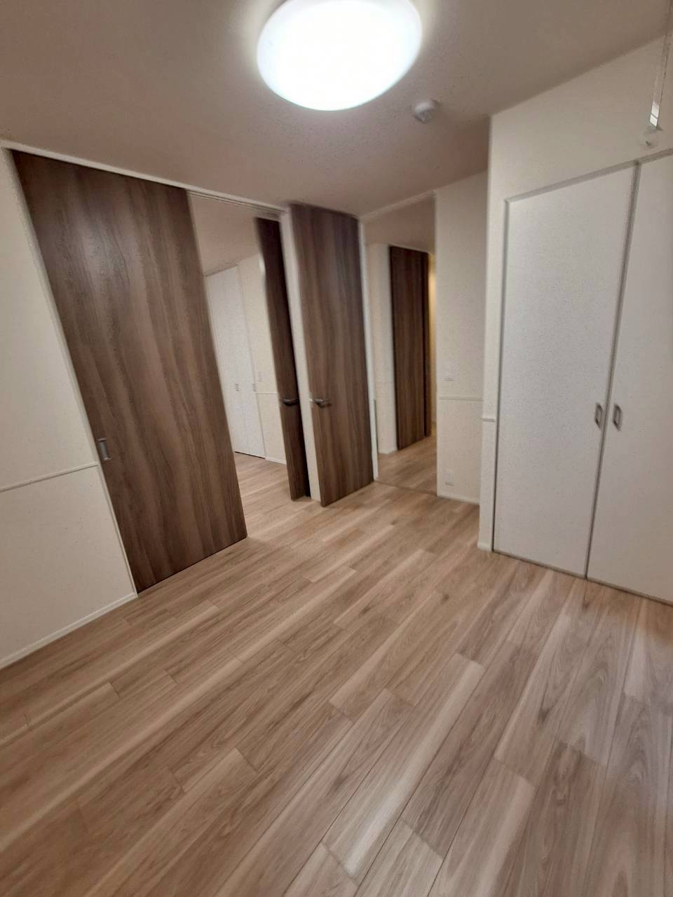 エルズプラス南長崎の洋室