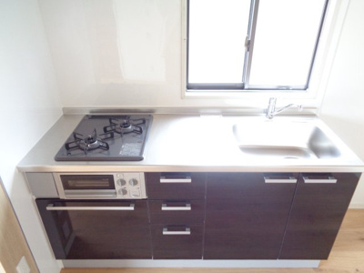 【キッチン】 | エムアールイー G棟 | 2口ガスコンロ付き