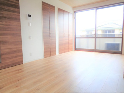 【居間・リビング】 | エムアールイー G棟 | LDK11.3帖