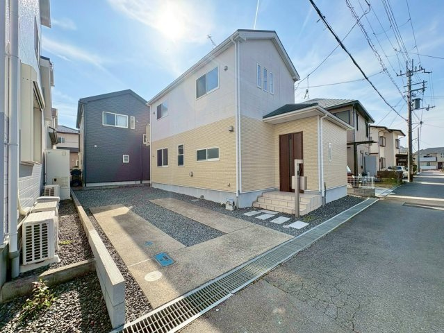 栗東市高野　中古戸建ての外観