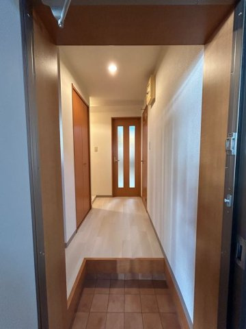 東須磨グリーンハイツの玄関