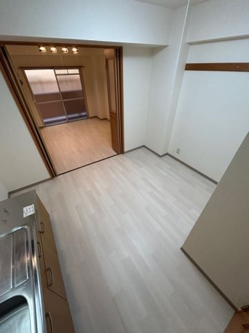 東須磨グリーンハイツの居間・リビング