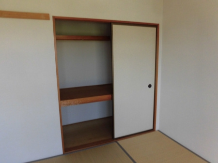 プレジール松岡A棟の収納