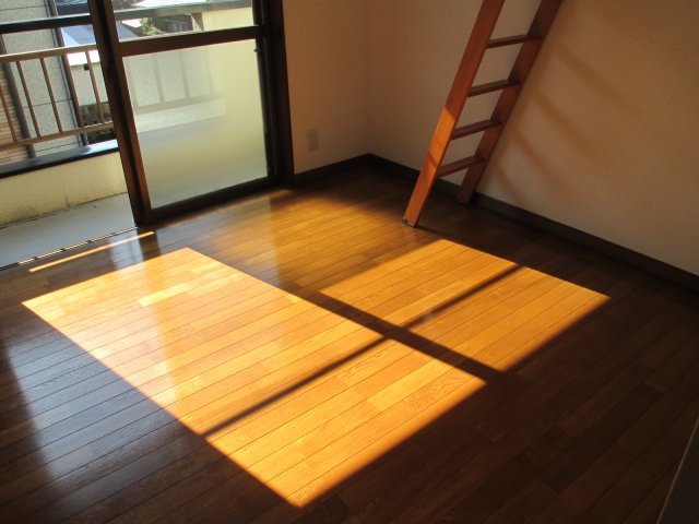 ステージ境南Bの居間・リビング|おしゃれな居間です