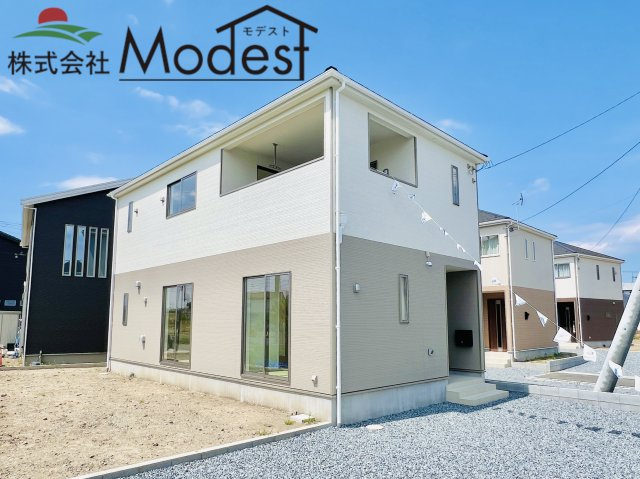 藤岡市立石の外観|年中無休で平日の仕事終わり夜２０時まで受付可能です。
事前のご予約がオススメです。お気軽にお問い合わせください。