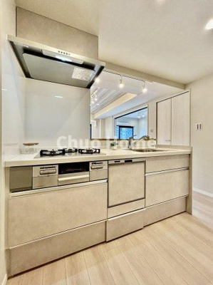 【キッチン】 | セザール本所吾妻橋 | ワイドで収納豊富なシステムキッチン