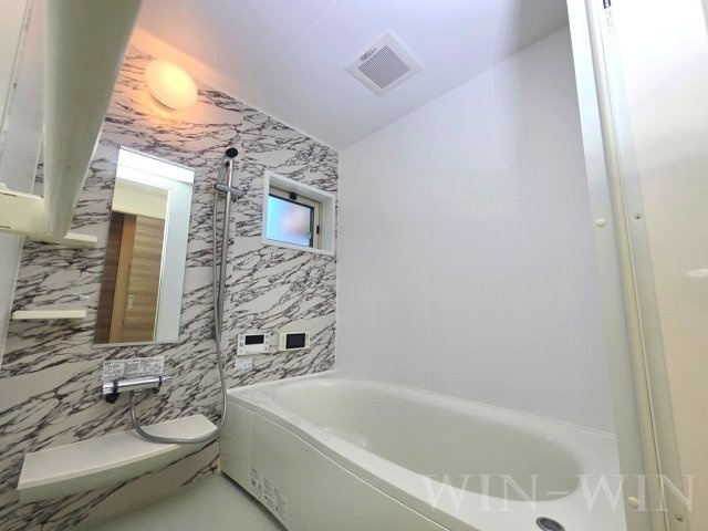 プランドール Ⅵの浴室