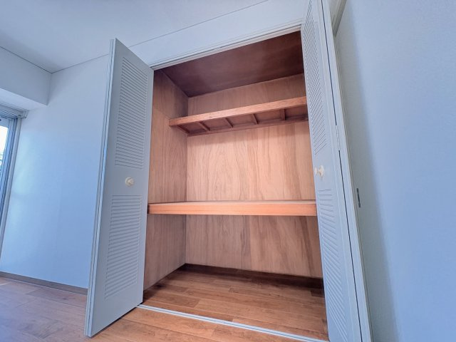 万葉ハイツ舞子の収納