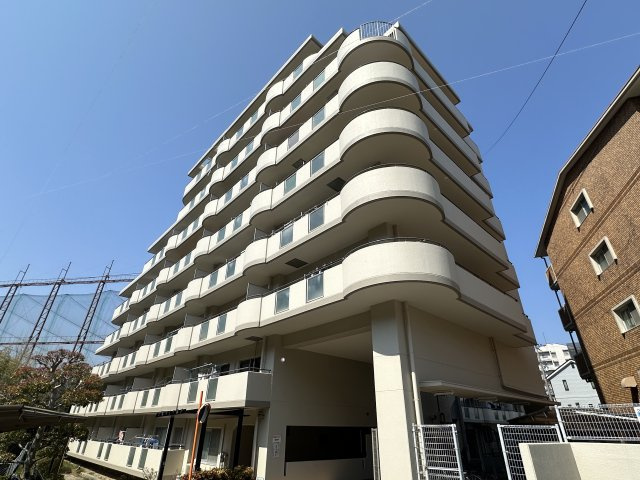 万葉ハイツ舞子の外観