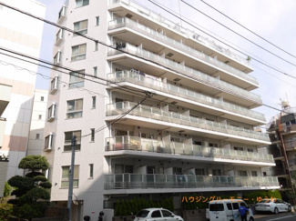 【外観】 | 太陽に愛された邸は、陽当り・通風に優れた魅力的で快適さを追求した邸宅。