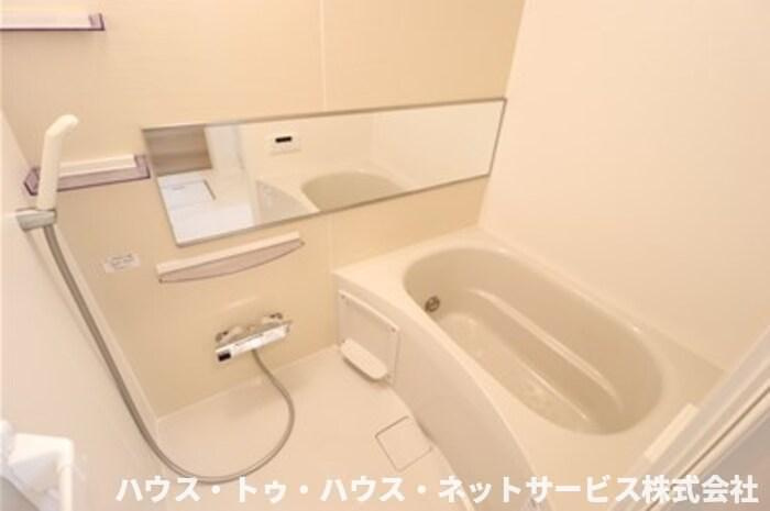 アステールピュールMの浴室