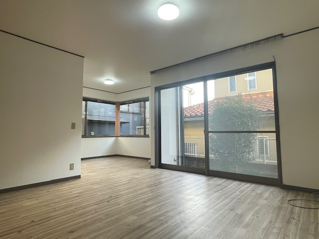 【居間・リビング】 | 六実岩﨑戸建て