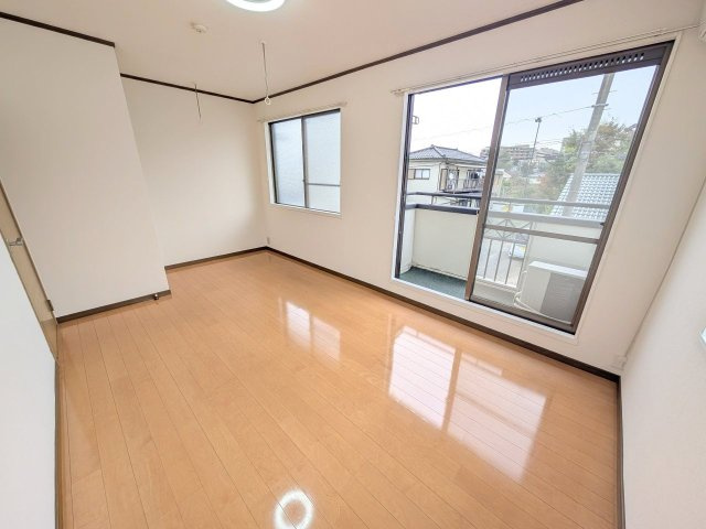 シティハイム　ペブルBの居間・リビング