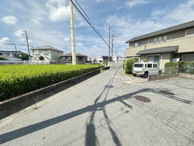 【前面道路含む現地写真】 | 堺市西区草部土地 | 南西側公道