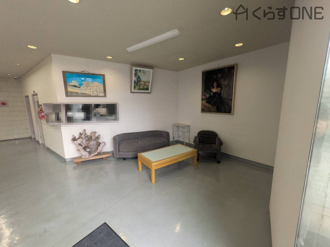 【エントランス】 | プレジデント青山