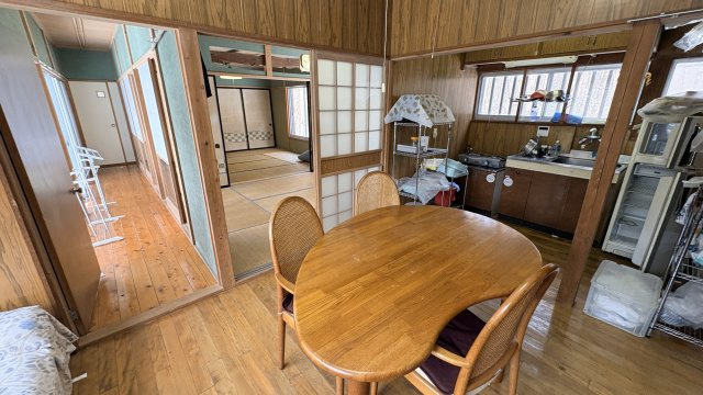 浅間ハイランドパーク ゲート至近の中古戸建の居間・リビング