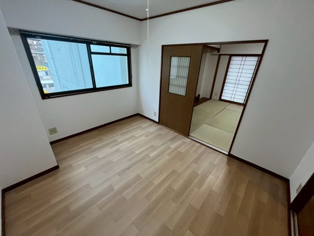 フラッツエムズの居間・リビング