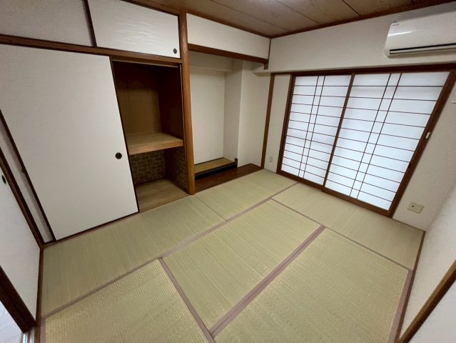 フラッツエムズの和室