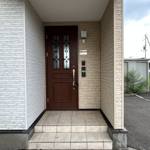 メゾネット・RAIBA-95のエントランス