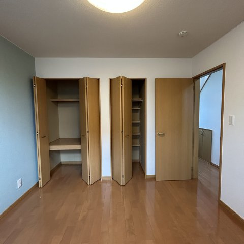 メゾネット・RAIBA-95の収納