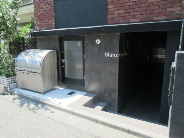 Ｇｌａｎｐａｒｋ池之端のエントランス