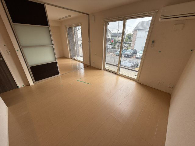 EMINENCE B棟の居間・リビング