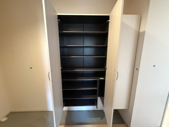 EMINENCE B棟の収納