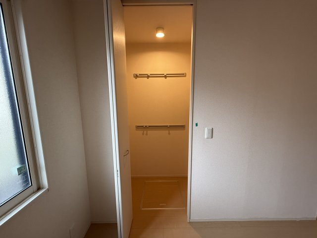 EMINENCE B棟の収納