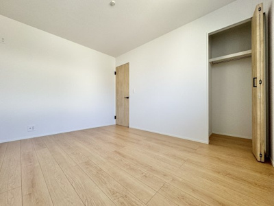 【子供部屋】 | 静岡市清水区有東坂2丁目 新築一戸建て 2号棟 | 子供部屋としても使える洋室です