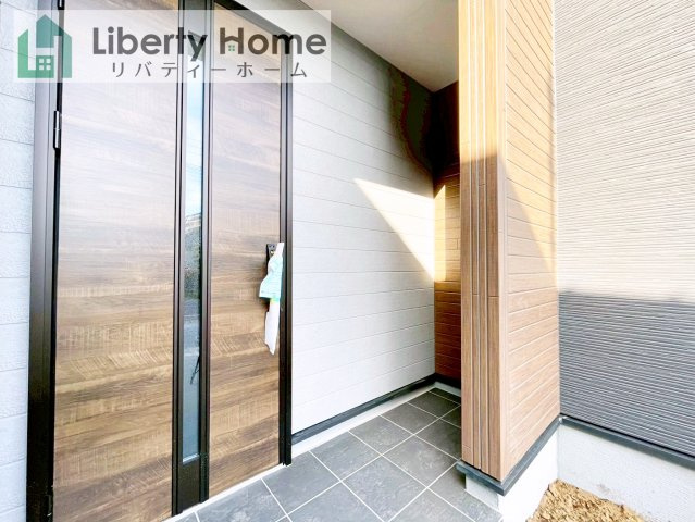 古河市東諸川第2　新築戸建のエントランス