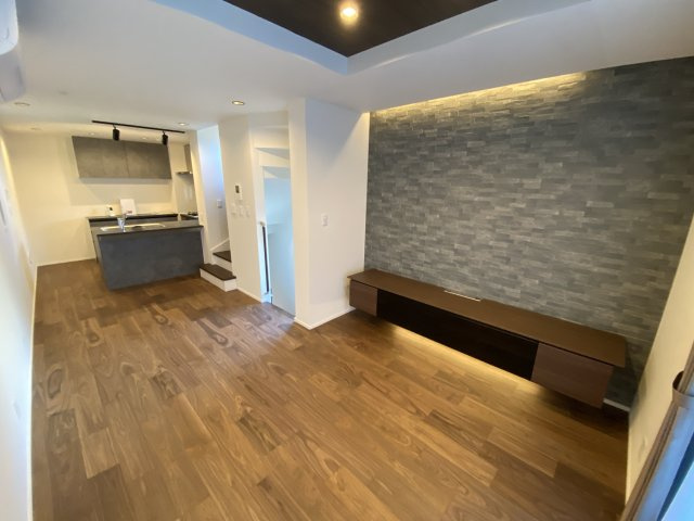 高津区諏訪2丁目 中古戸建の居間・リビング