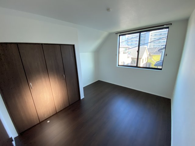 高津区諏訪2丁目 中古戸建の洋室