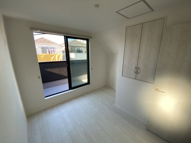 高津区諏訪2丁目 中古戸建の洋室