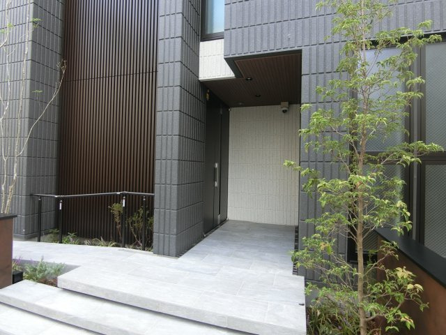 プリマSK武蔵小杉　参番館のエントランス