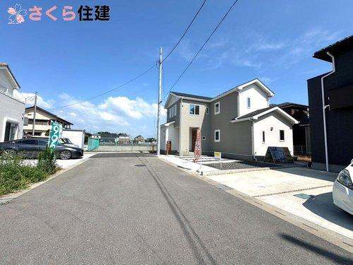 いろどりアイタウン栃木市大宮町22-P1　１２号棟の前面道路含む現地写真|前面道路６ｍ！ラクラク駐車ができます！！