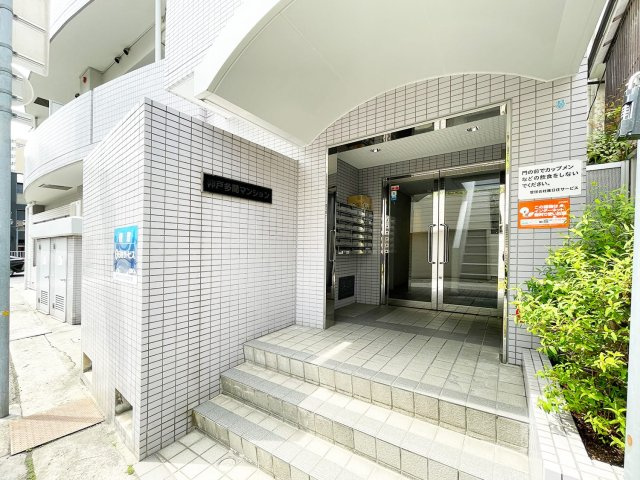 神戸多聞マンションのエントランス