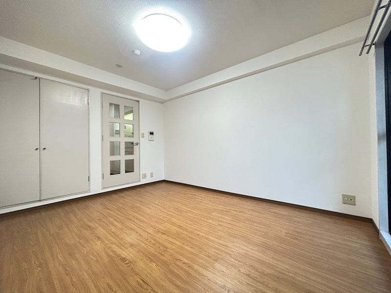 神戸多聞マンションの居間・リビング