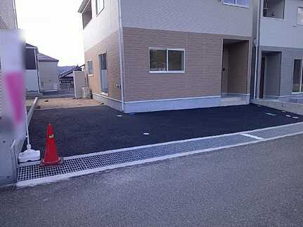 安芸郡熊野町呉地１丁目の前面道路含む現地写真