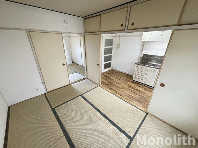 鶴山台18号棟の内装