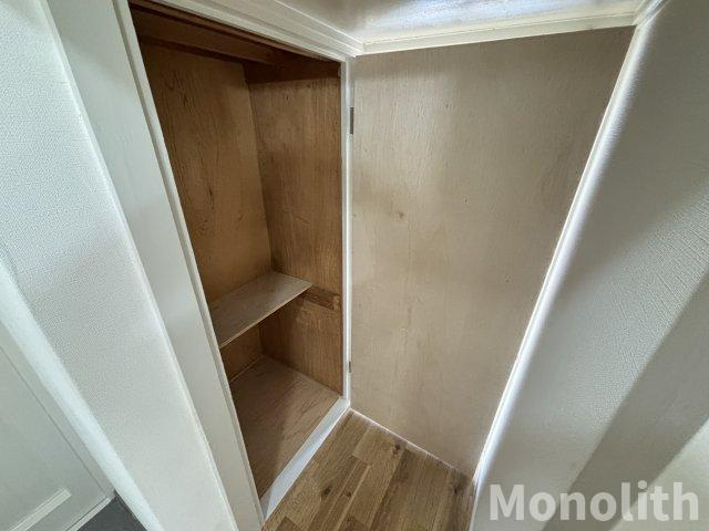 鶴山台18号棟の収納